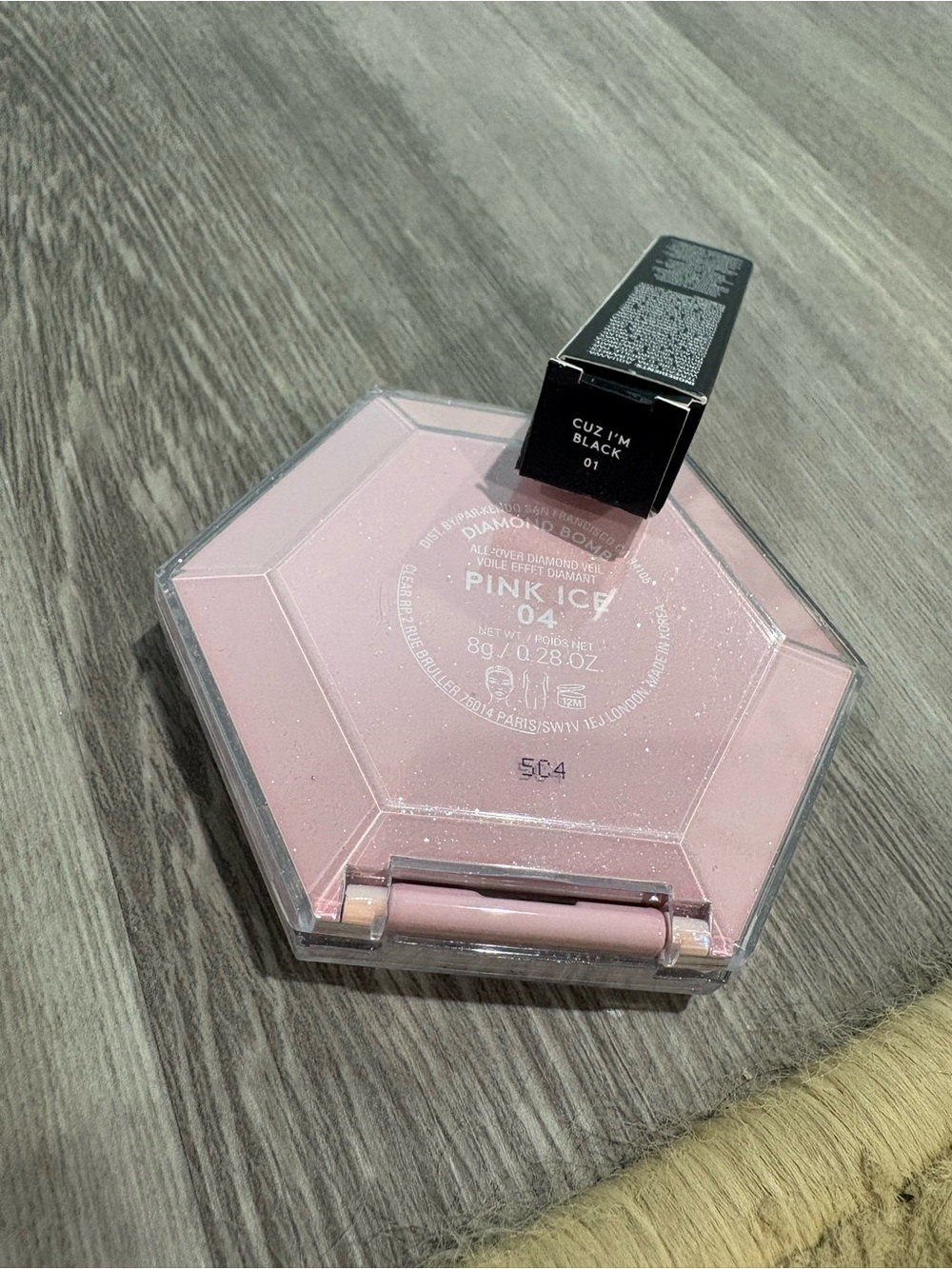 Fenty - Picture 3 of 3